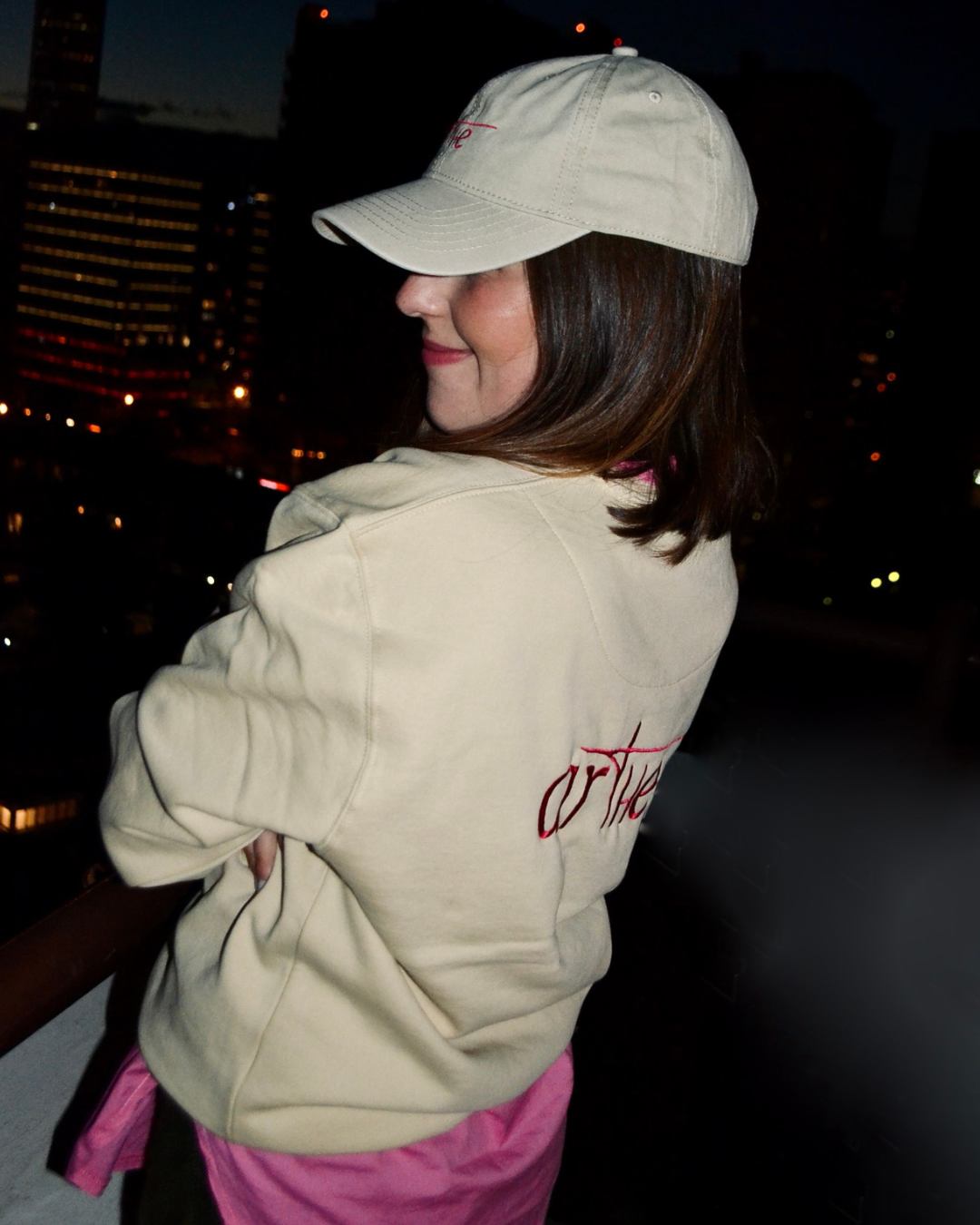 SUDADERA "ICON" BEIGE UNISEX