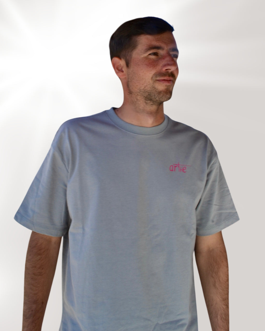 CAMISETA "VIBRA" GRIS UNISEX OVERSIZE