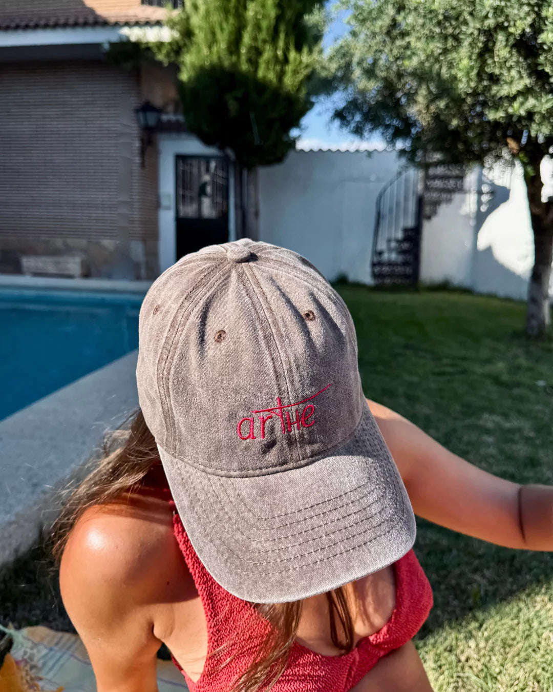 GORRA "ICON" PARDO