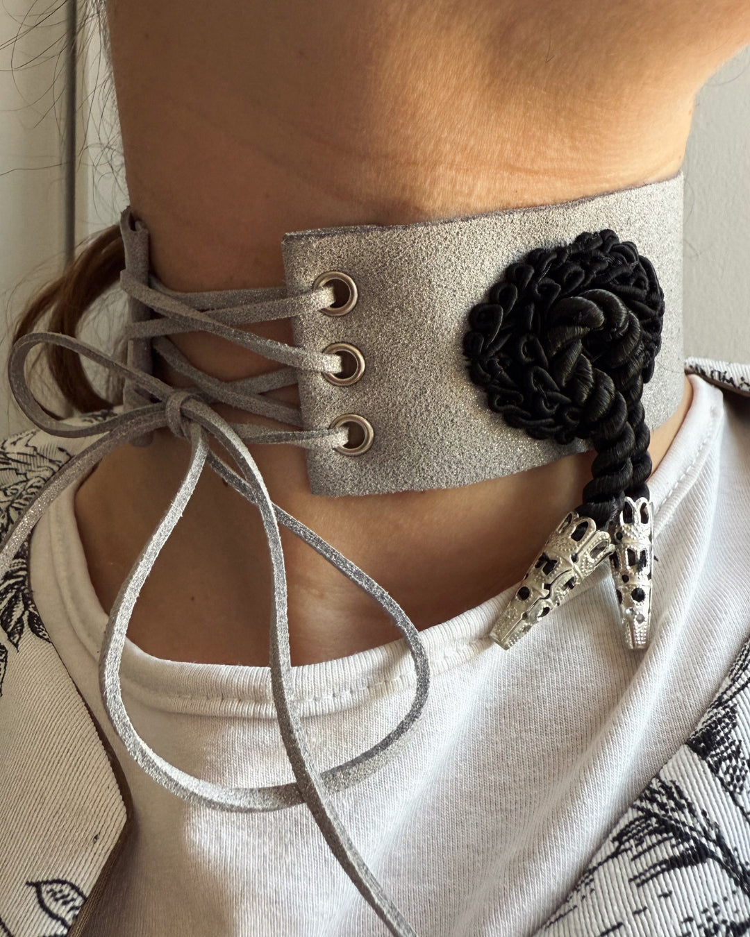CHOCKER "TORERO" ANTELINA ORO/PLATA
