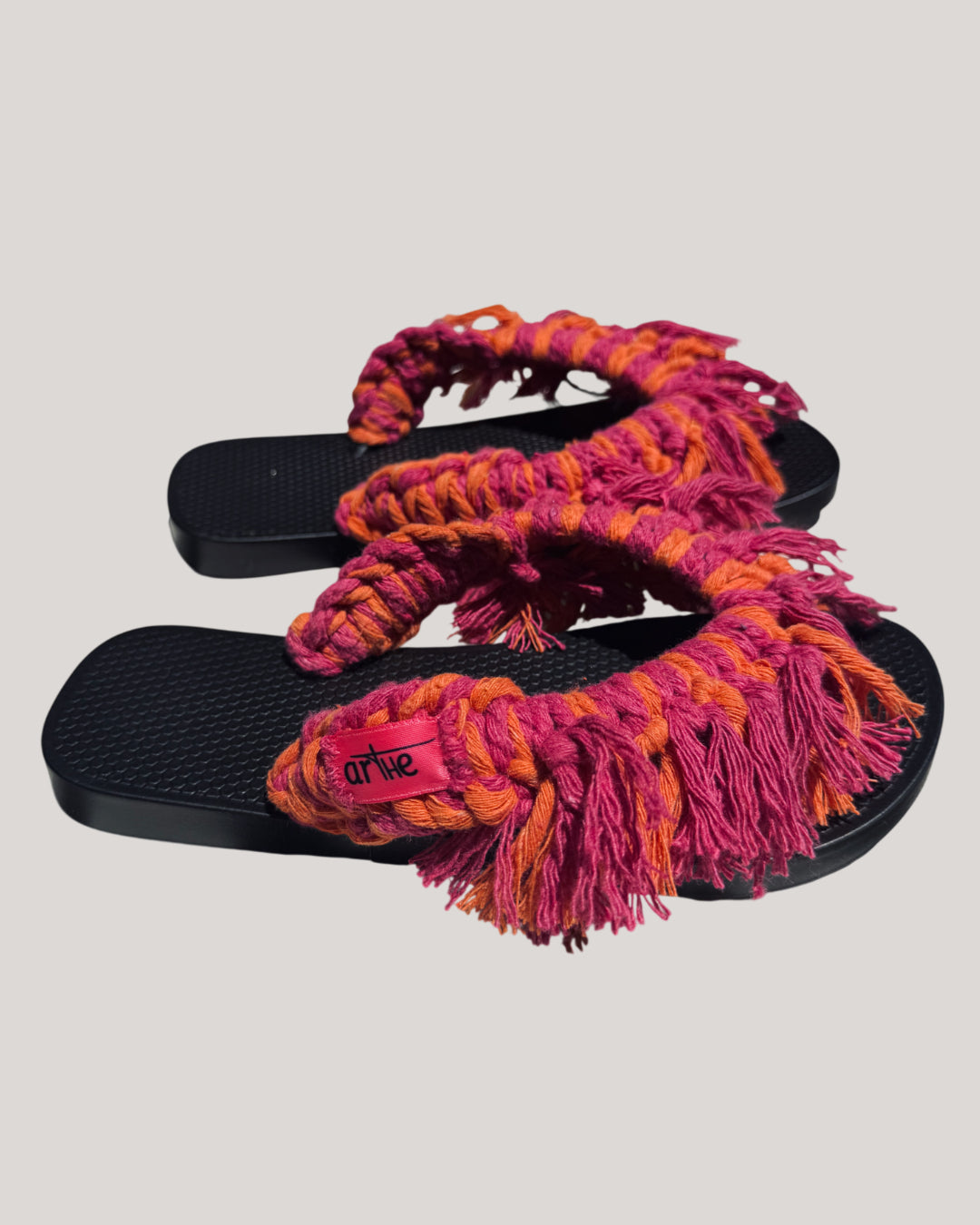 CHANCLAS MACRAMÉ "REVOLERA"
