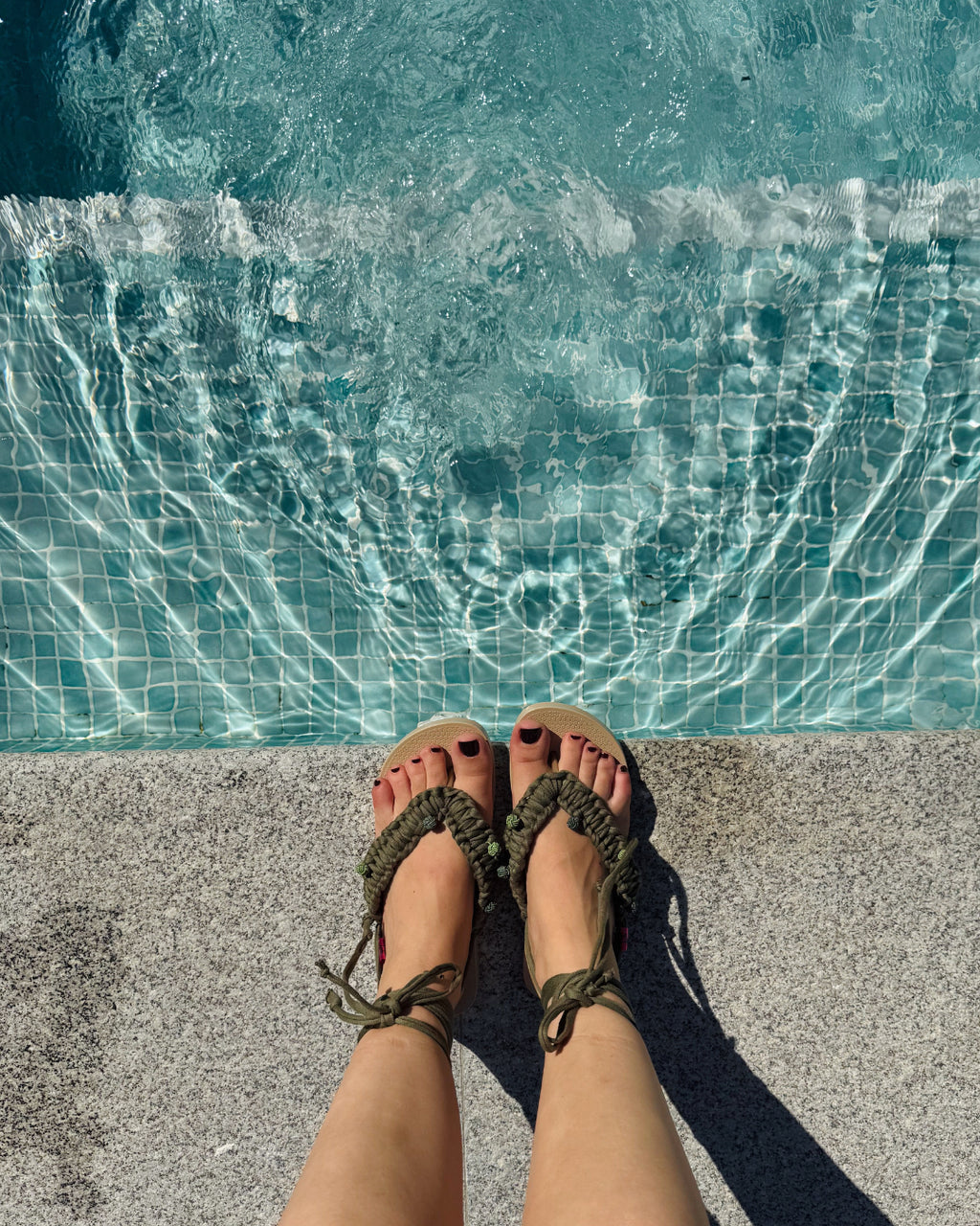 CHANCLAS MACRAMÉ "ACEITUNO"