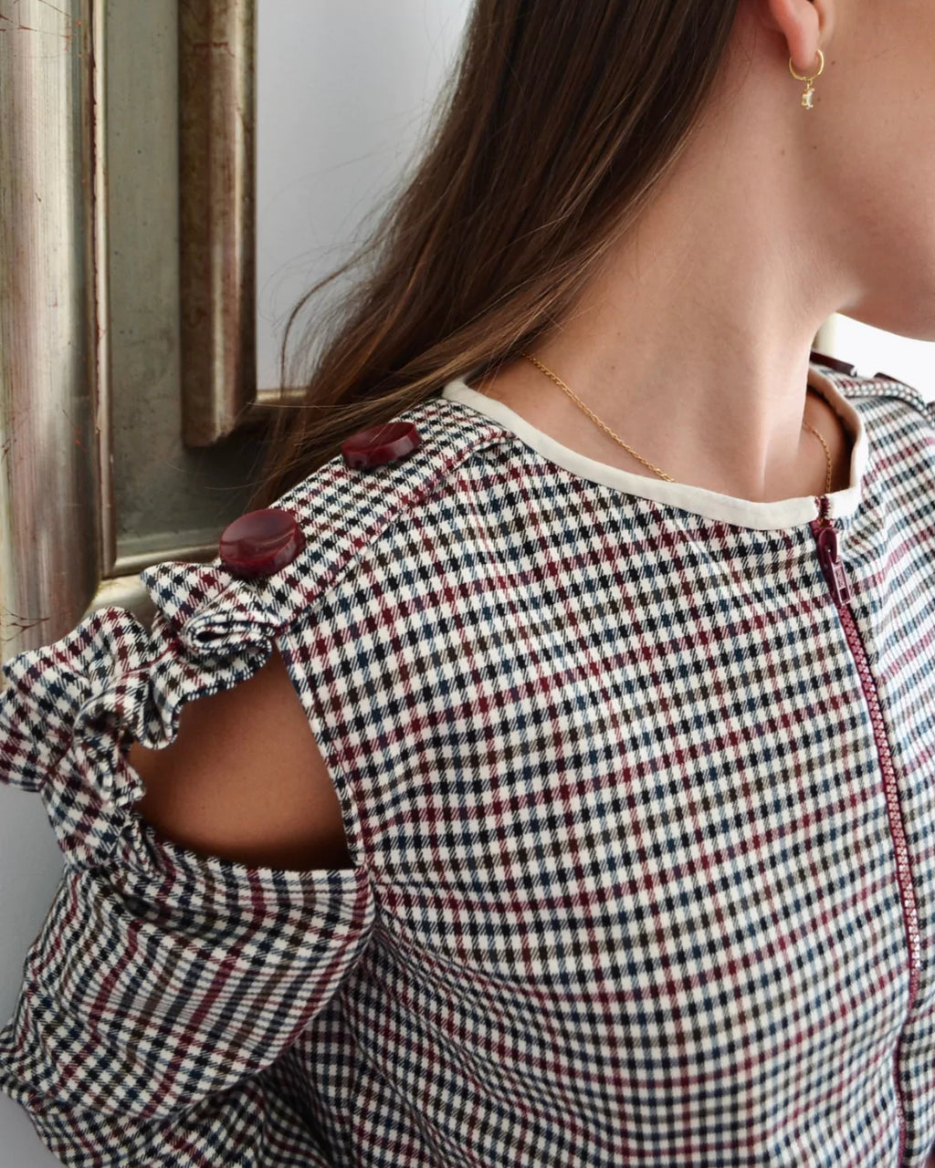 SOBRECAMISA HOMBRO DESCUBIERTO "GRACIELA"