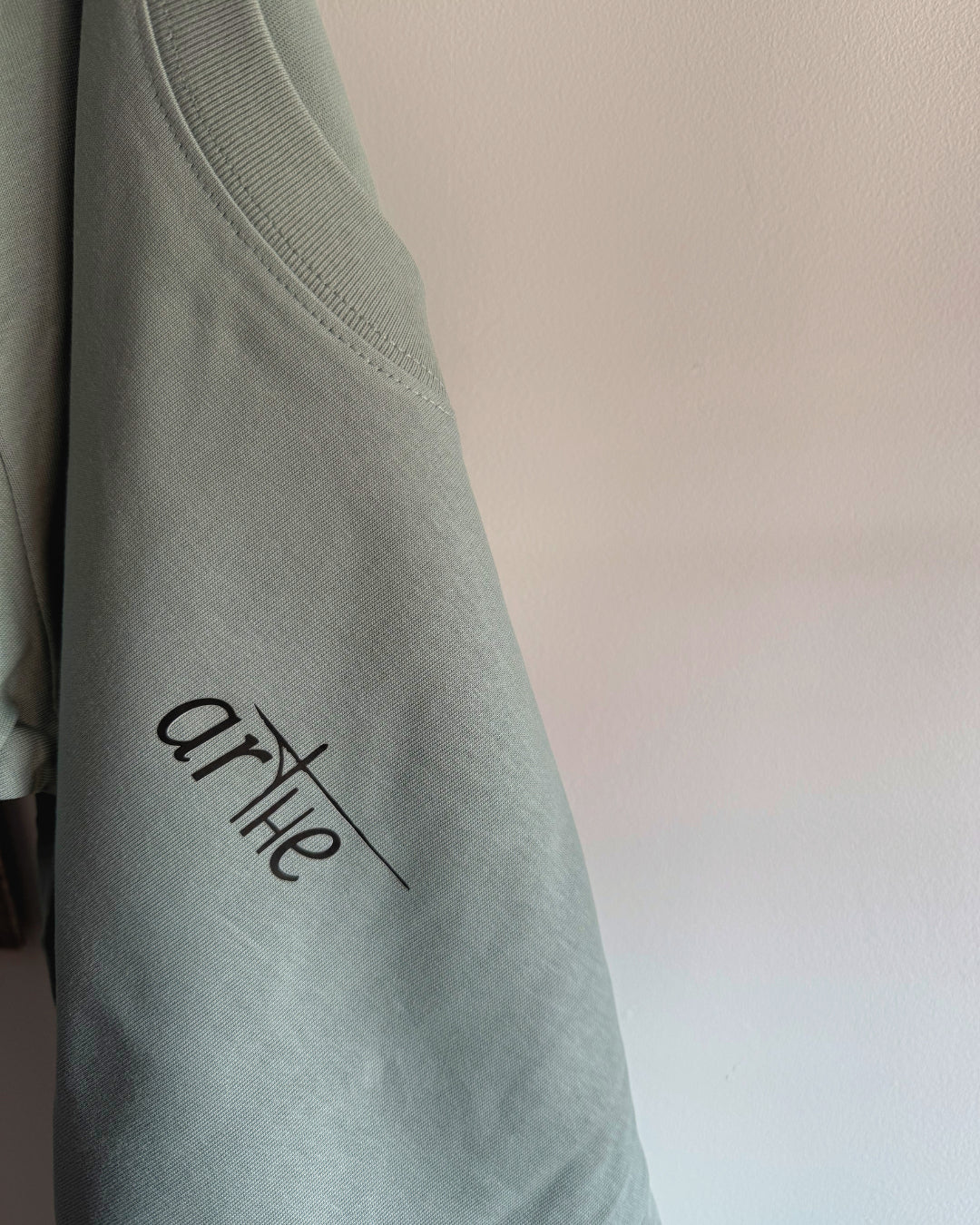 CAMISETA "REMEDIOS" VERDE UNISEX OVERSIZE