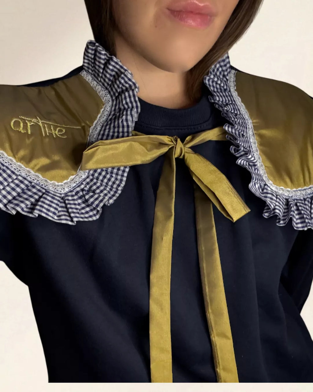 SUDADERA MARINO CON CUELLO "TARANTA"