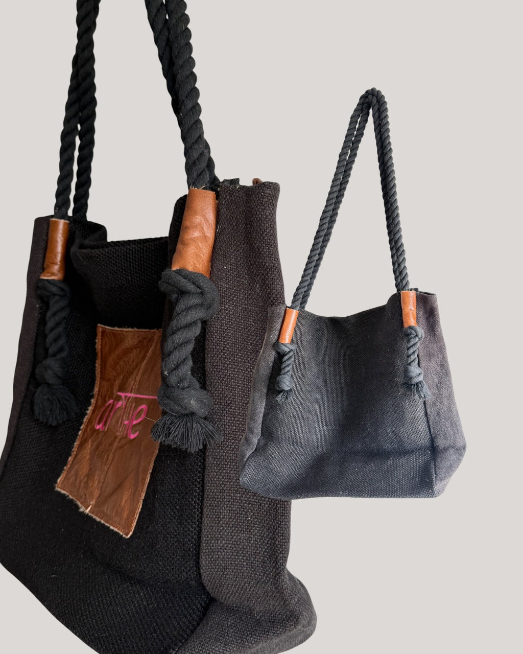 BOLSO "TODOTERRENO" NEGRO