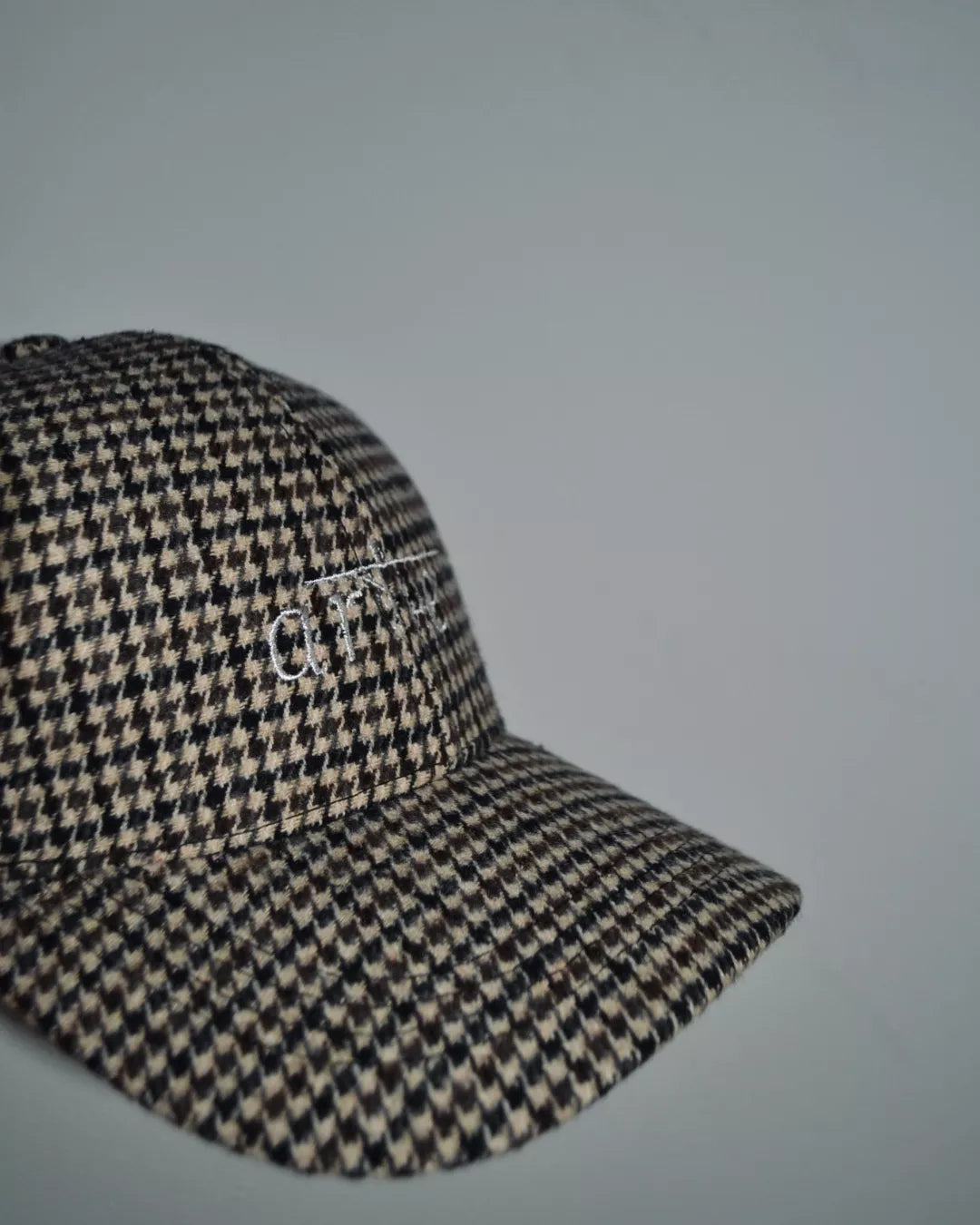 GORRA "ANTICUARIO" CUADROS