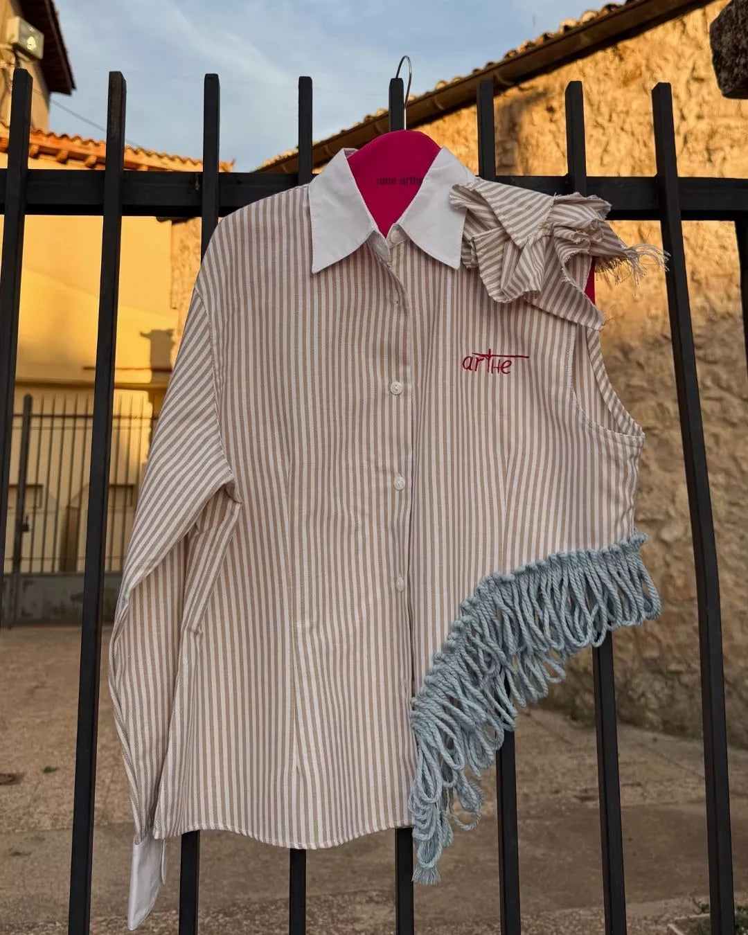 CAMISA OVERSIZE RAYAS "ARENA"