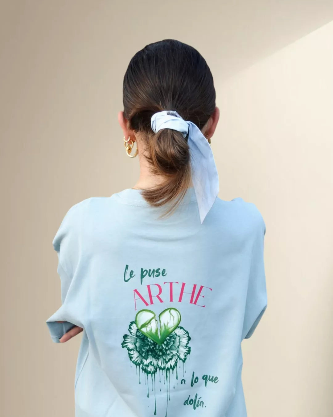 CAMISETA "DOLORES" AZUL OVERSIZE