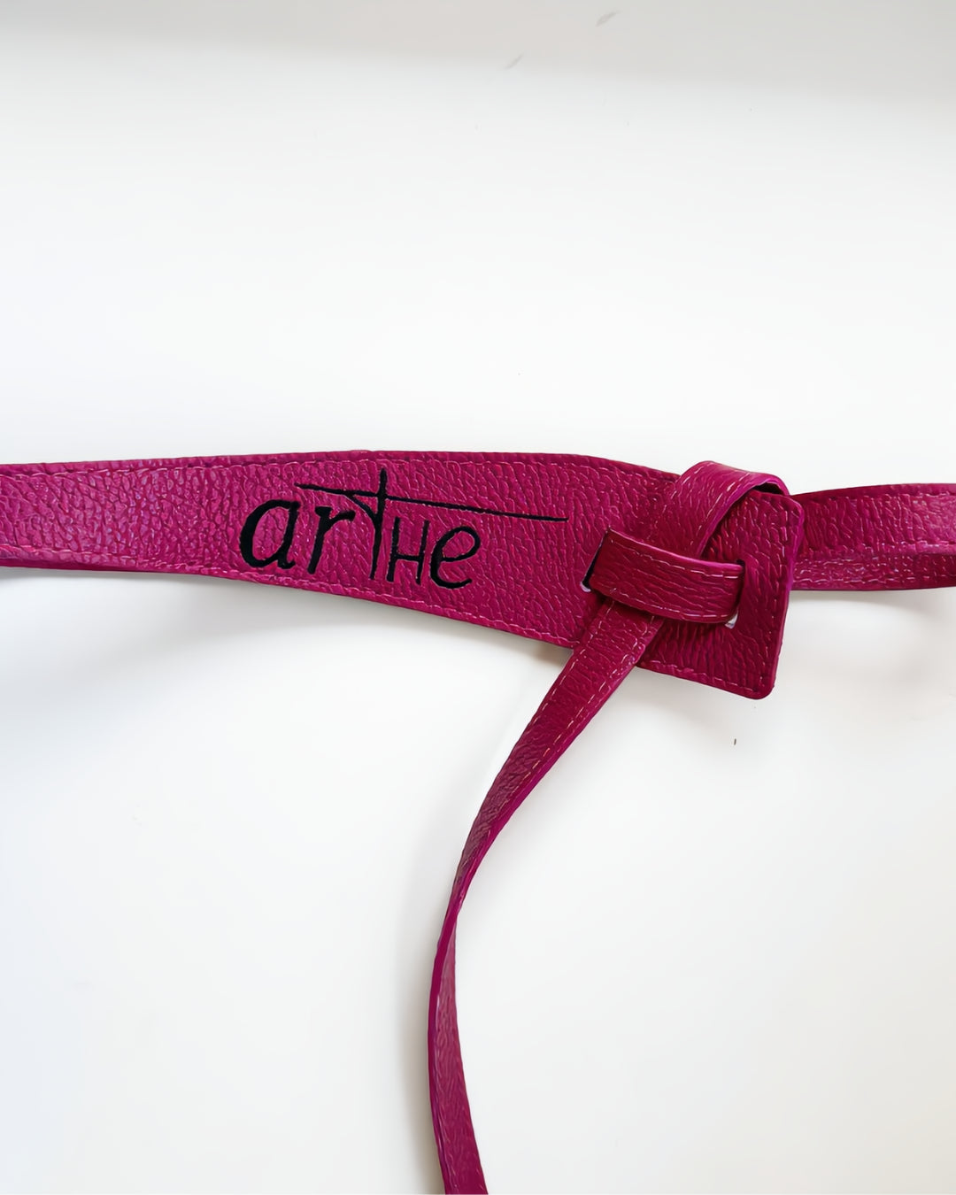CINTURÓN/ FAJÍN ICON PIEL FUCSIA