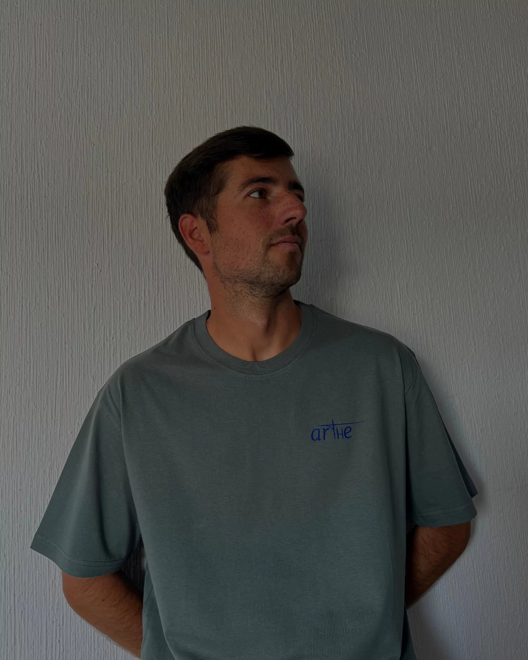 CAMISETA "DOLORES" VERDE UNISEX