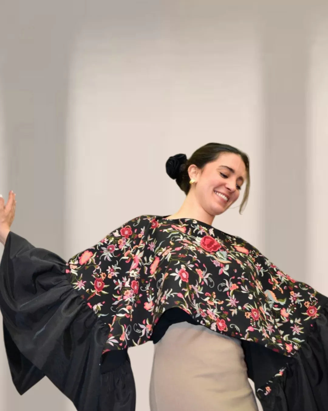 CAPA "SEVILLANA" NEGRA