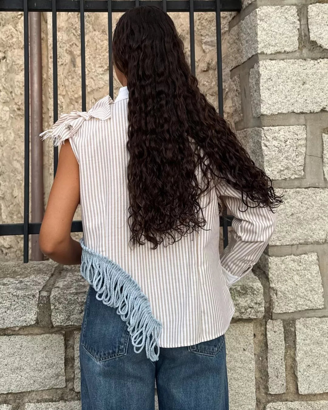CAMISA OVERSIZE RAYAS "ARENA"