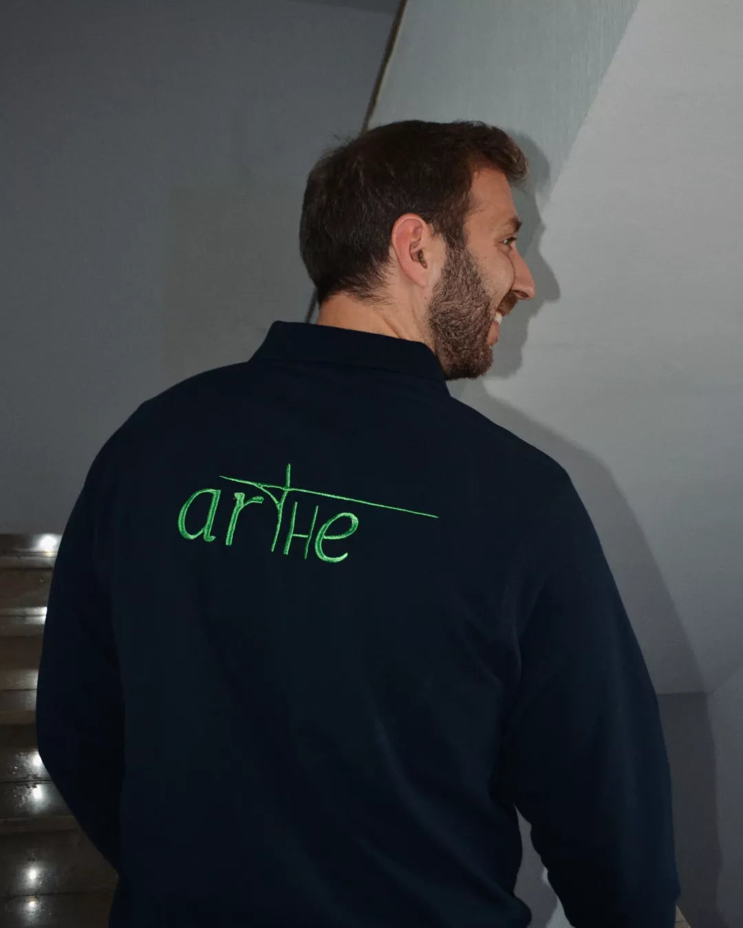 POLO BORDADO UNISEX MARINO "ICON"