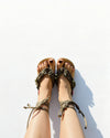 CHANCLAS MACRAMÉ "ACEITUNO"