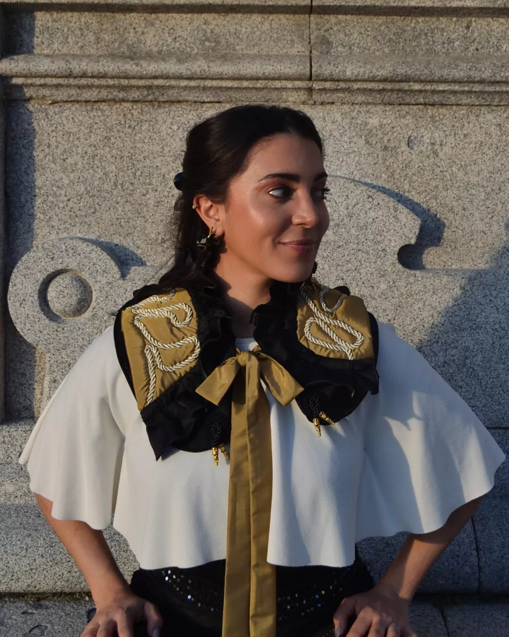 CUELLO/HOMBRERAS "BELMONTE"