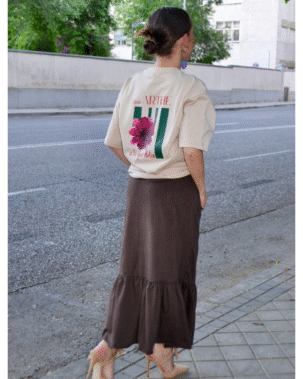 CAMISETA "DOLORES" BEIGE OVERSIZE